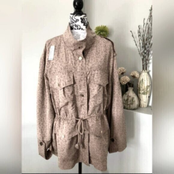 Neutral Leopard print jacket with cinch waist Women's Sz 16 - Picture 5 of 10